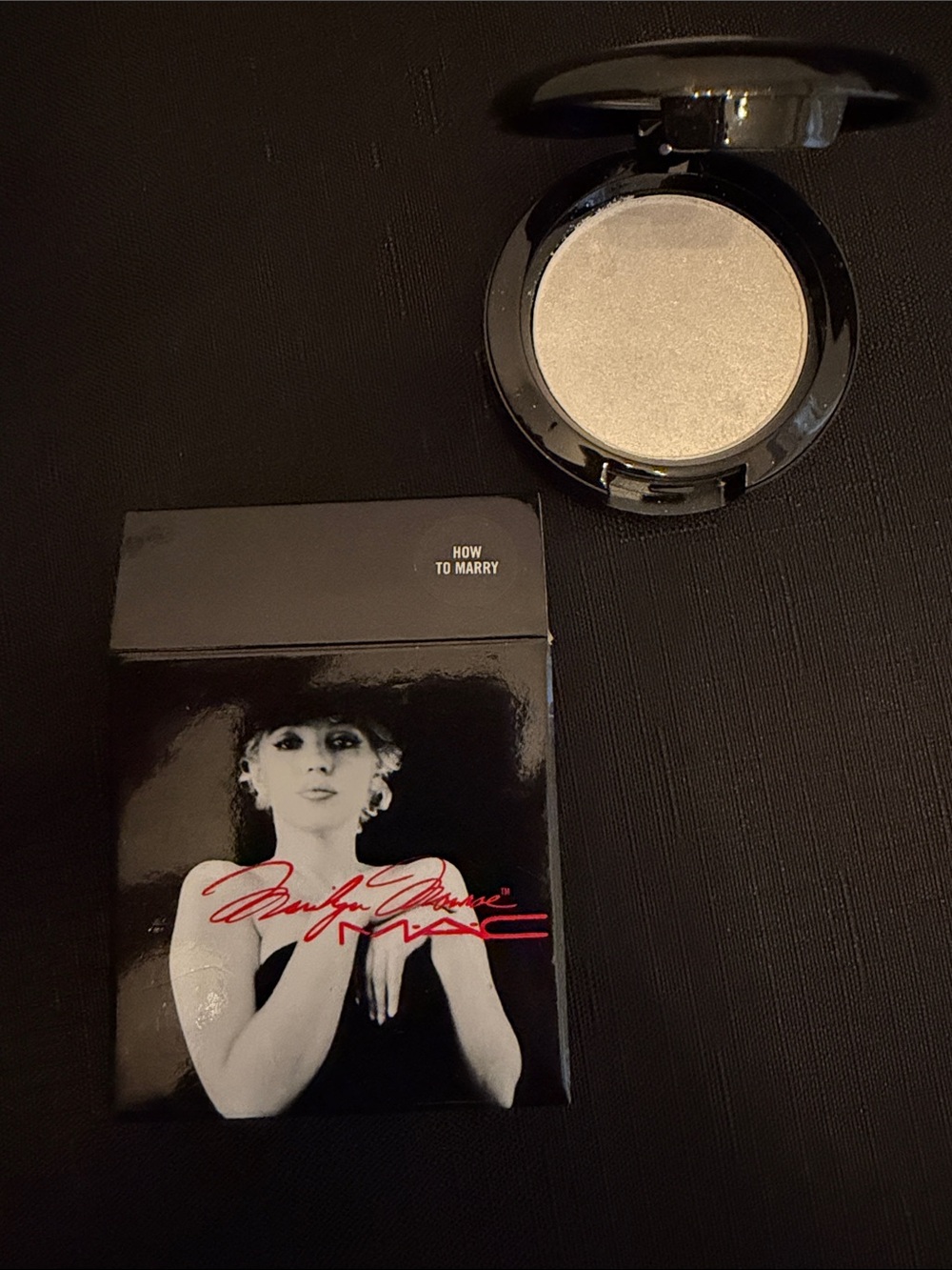 MAC Cosmetics How To Marry Highlighter - Silver Shimmer